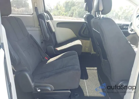 2011 Chrysler Town & Country Touring from USA, damaged, VIN 2A4RR5DG7BR775514